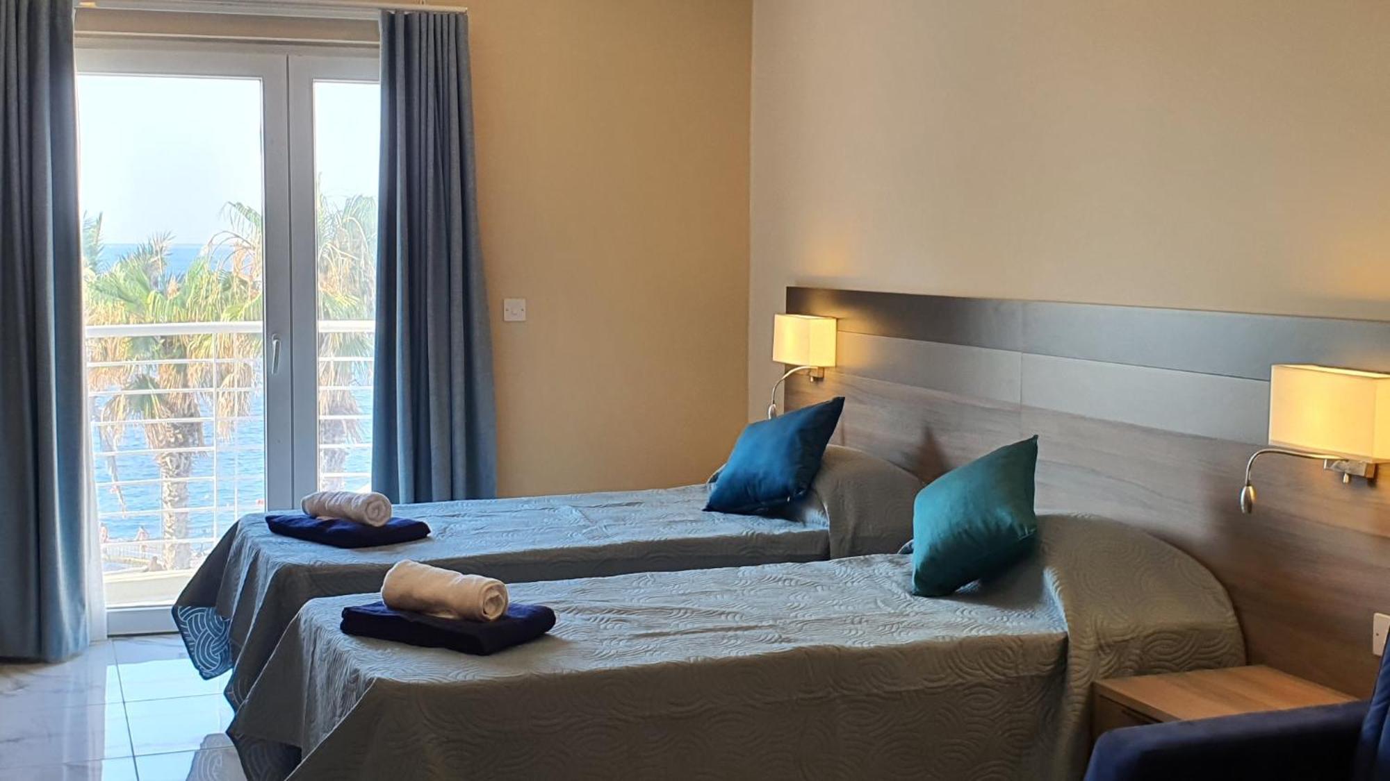 Bay Square Apartments San Pawl il-Baħar Extérieur photo
